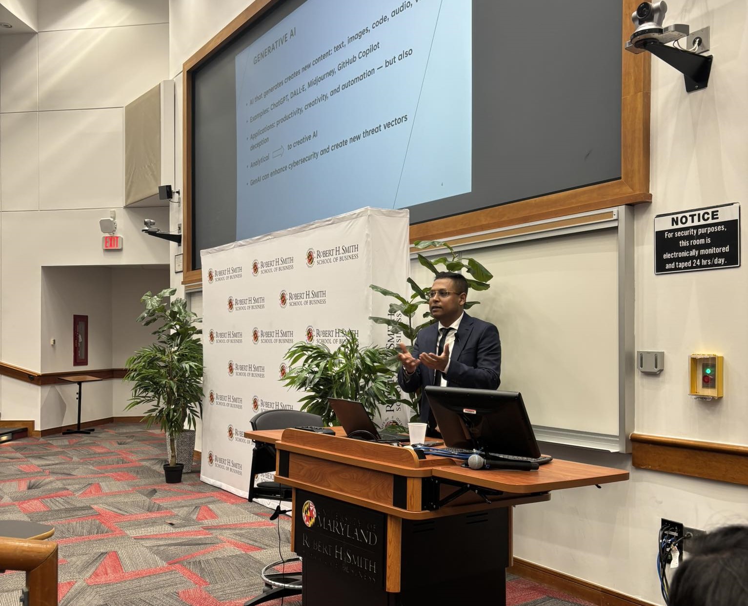 Ray Islam presenting at the University of Maryland